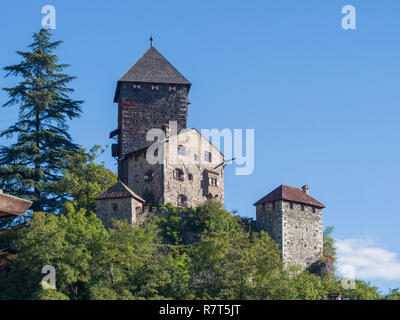 Château Branzoll à Klausen, région Sud, l'Italie, l'Europe Tyrol-Bolzano Banque D'Images