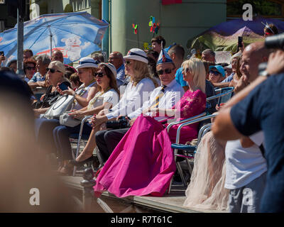 Les spectateurs au wine-festival, Vrsac, Voïvodine, Serbie, Europe Banque D'Images