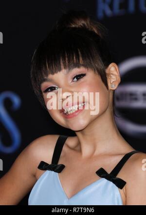 HOLLYWOOD, LOS ANGELES, CA, USA - Le 29 novembre : Ariana Greenblatt arrive à la première mondiale du Disney's 'Mary Poppins' tenue à l'El Capitan Theatre le 29 novembre 2018 à Hollywood, Los Angeles, Californie, États-Unis. (Photo de David Acosta/Image Press Office) Banque D'Images