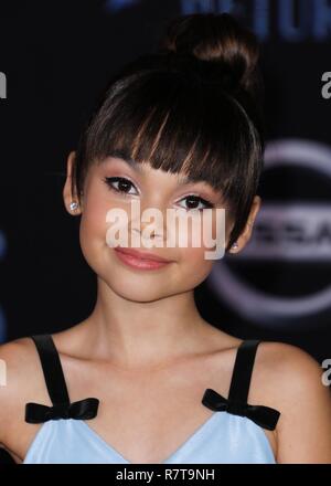 HOLLYWOOD, LOS ANGELES, CA, USA - Le 29 novembre : Ariana Greenblatt arrive à la première mondiale du Disney's 'Mary Poppins' tenue à l'El Capitan Theatre le 29 novembre 2018 à Hollywood, Los Angeles, Californie, États-Unis. (Photo de David Acosta/Image Press Office) Banque D'Images