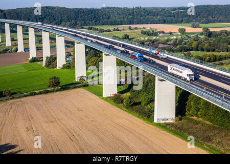 Ruhrtalbruecke, pont de l'autoroute a52, Mülheim an der Ruhr, en Rhénanie du Nord-Westphalie, Allemagne Banque D'Images