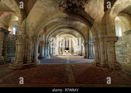 En France, en Charente Maritime, Saintes, Saintonge, étape sur le chemin de Saint Jacques de Compostelle, crypte de l'église Saint Eutrope inscrite au Patrimoine Mondial de l'UNESCO Banque D'Images