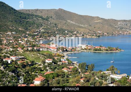 Vue sur le village et la baie de Selimiye Selimiye sur la péninsule de Bozburun dans Mugla province de la Turquie. Banque D'Images