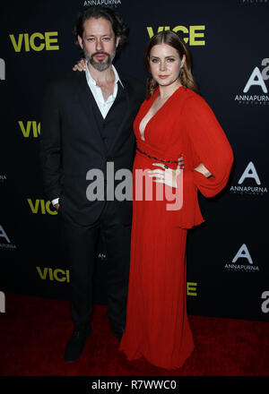 Los Angeles, Californie, USA. 11Th Dec 2018. Darren Le Gallo et acteur/actrice épouse Amy Adams arriver lors de la première mondiale de l'Annapurna Photos, Gary Sanchez Productions et Plan B Entertainment de "vice", tenue au Samuel Goldwyn Theater à l'Academy of Motion Picture Arts and Sciences, le 11 décembre 2018 à Beverly Hills, Los Angeles, Californie, États-Unis. (Photo par Xavier Collin/Image Crédit : Agence de Presse) L'agence de presse Image/Alamy Live News Banque D'Images