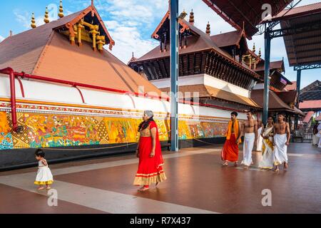 L'Inde, Etat du Kerala, Guruvayur, lieu de pèlerinage autour de Sri Krishna temple Banque D'Images