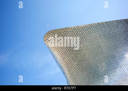 Mexique, Mexico, Soumaya Museum de Polanco, construit par l'architecte mexicain Fernando Romero Banque D'Images