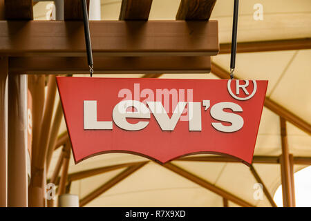 levis north premium outlet