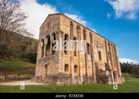 L'église pré-romane de Santa Maria del Naranco, Oviedo, Asturias, Espagne Banque D'Images