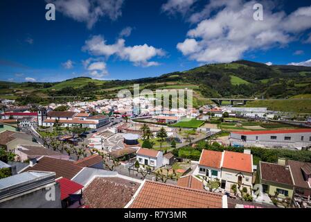 Le Portugal, Azores, Sao Miguel Island, Agua de Pau, augmentation de la ville de Monte Santos Banque D'Images