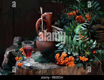 La nature morte avec teinture rowan Banque D'Images