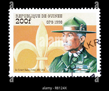 Timbre-poste imprimé par la Guinée, qui montre sir Baden Powell. Banque D'Images