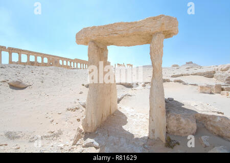 Gate d'Héraclès dans la ville antique de Palmyre, Tadmor, Palmyre, Homs, Syrie Gouvernorat Banque D'Images