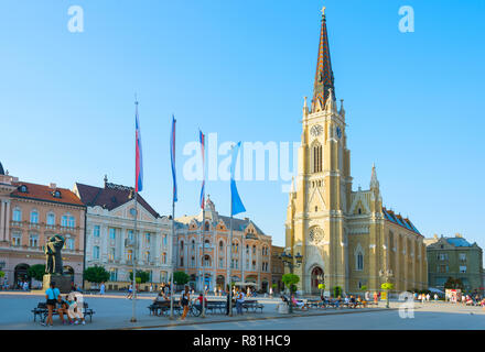 NOVI SAD, SERBIE - Aug 26, 2017 : les gens à la place de la liberté. Novi Sad est la deuxième plus grande ville de Serbie. Banque D'Images