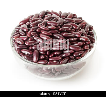 Haricots rouges cuits dans un bol en verre isolé sur fond blanc avec clipping path Banque D'Images