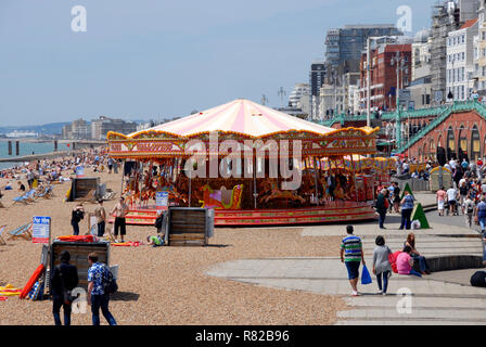 Rond-point sur la plage, Brighton, East Sussex, Angleterre Banque D'Images