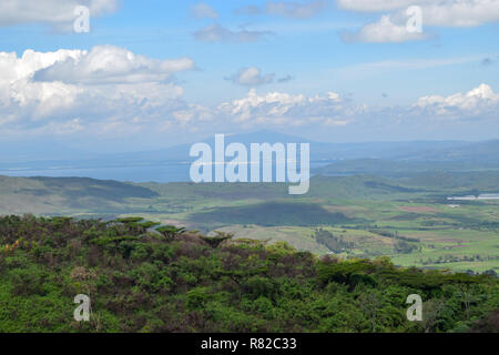 Le mont Longonot vu de Eburru Hill, Naivasha, Rift Valley Banque D'Images