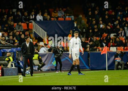 Valence, Espagne. 12 Décembre, 2018. Le joueur de Valence en action au cours de la Ligue des Champions, match de football entre Valence et Manchester le 12 décembre, au stade Mestalla de Valence, Espagne. Foto : Xisco Navarro Cordon Cordon Crédit : Presse Presse/Alamy Live News Banque D'Images