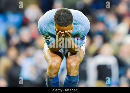 Manchester, UK. Dec 12, 2018. Football : Ligue des Champions, Manchester City - 1899 Hoffenheim, phase Groupe, Groupe F, 6e journée, à l'Etihad Stadium. Raheem Sterling de Manchester City. Credit : Uwe Anspach/dpa/Alamy Live News Banque D'Images
