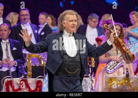 Londres, Angleterre. 12 décembre 2018, (COUVERTURE EXCLUSIVE) André Rieu fonctionne à Londres - Wembley-l'ETI Arena ,Angleterre, Crédit : Jason Richardson/Alamy Live News Banque D'Images