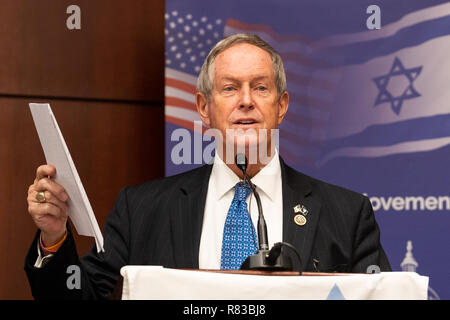 Washington DC, USA. 12Th Dec 2018. Représentant américain Joe Wilson (R-SC) à l'American Zionist Movement / AZM Washington Forum : renouveler l'engagement bipartite debout avec Israël et le Sionisme dans le Capitol Visitor Center à Washington, DC Le 12 décembre 2018. Crédit : Michael Brochstein/Alamy Live News Banque D'Images