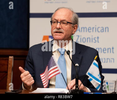 Washington DC, USA. 12Th Dec 2018. Kenneth Bob, président national de l'Ameinu, au Mouvement sioniste américain / AZM Washington Forum : renouveler l'engagement bipartite debout avec Israël et le Sionisme dans le Capitol Visitor Center à Washington, DC Le 12 décembre 2018. Crédit : Michael Brochstein/Alamy Live News Banque D'Images