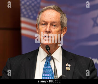 Représentant américain Joe Wilson (R-SC) à l'American Zionist Movement / AZM Washington Forum : renouveler l'engagement bipartite debout avec Israël et le Sionisme dans le Capitol Visitor Center à Washington, DC. Banque D'Images