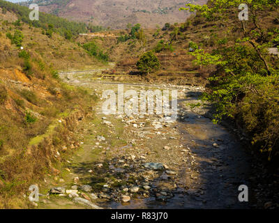 Panar River, la rivière traversée Jim Corbett en 1910 avec tant de difficulté parce qu'il était pour les inondations dues aux fortes pluies, Kumaon Hills, Uttarakhand, Inde Banque D'Images