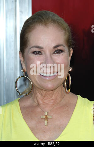 LOS ANGELES, CA - 7 juillet : Kathie Lee Gifford à la première de "La potence" au Hollywood High School le 7 juillet 2015 à Los Angeles, Californie. Credit : mpi21/MediaPunch Banque D'Images