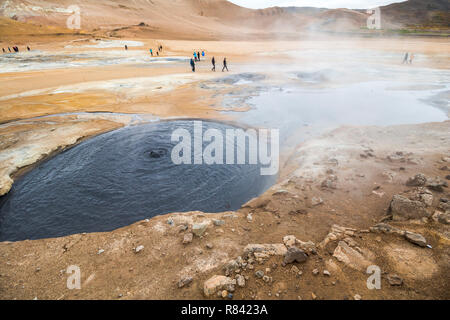 Des piscines de boue géothermique Hverir, myvatn Islande Banque D'Images