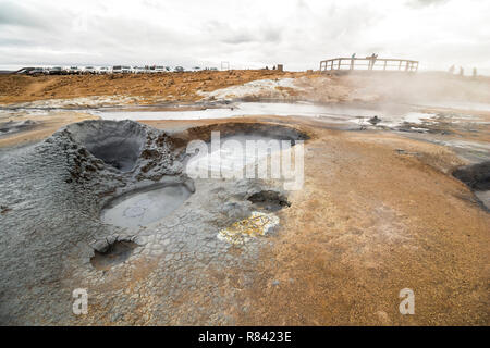 Des piscines de boue géothermique Hverir, myvatn Islande Banque D'Images