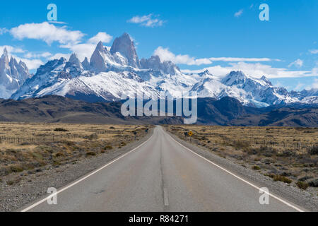 Route vers le Mont Fitz Roy en Argentine Banque D'Images