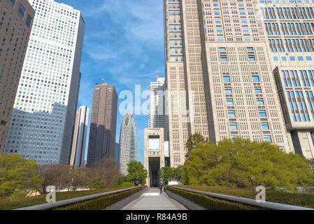 Le Gouvernement Métropolitain de Tokyo Shinjuku & bâtiments commerciaux Banque D'Images