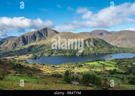 Glanmore Lake, le long de l'anneau de Beara, peu explorés et moins connue des touristes que l'Anneau du Kerry. Une beauté naturelle, paysages sauvages, Banque D'Images