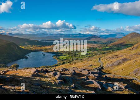 Glanmore Lake, le long de l'anneau de Beara, peu explorés et moins connue des touristes que l'Anneau du Kerry. Une beauté naturelle, paysages sauvages, Banque D'Images