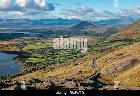 Glanmore Lake, le long de l'anneau de Beara, peu explorés et moins connue des touristes que l'Anneau du Kerry. Une beauté naturelle, paysages sauvages, Banque D'Images