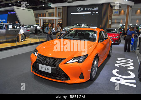 NONTHABURI - Novembre 28 : Lexus RC voiture 300 sur l'affichage à la 35e Thaïlande International Motor Expo le 28 novembre 2018 dans Nonthaburi, Thaïlande. Banque D'Images