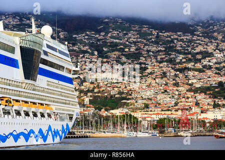 Vue sur Funchal, Madère Banque D'Images