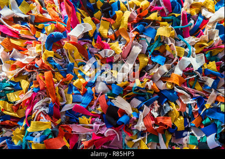 Morceau de tissu coloré dans un close-up abstract background Banque D'Images