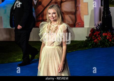 Londres, Royaume-Uni. 12 décembre 2018. La Géorgie Toffolo participant à la première européenne de Mary Poppins renvoie au Royal Albert Hall.Credit : Claire Doherty/Alamy Live News Banque D'Images