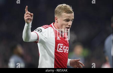 Amsterdam, Pays-Bas. 12 Décembre, 2018. Amélie van de Beek (Ajax Amsterdam) au cours de la Ligue des Champions, Groupe e match de football entre l'Ajax et le Bayern Munich le 12 décembre 2018 à Johan Cruijff ArenA à Amsterdam, Pays-Bas - Photo Laurent Lairys / DPPI Crédit : Laurent Locevaphotos Lairys/agence/Alamy Live News Banque D'Images