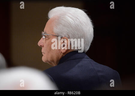 Foto LaPresse - Guglielmo Mangiapane 13/12/18 ITA Palerme Cronaca il Presidente della Repubblica Sergio Mattarella presenzia alla maligna arte legata tous&# x2019;imminente chiusura delle iniziative par Palerme Capitale Italiana della Cultura en 2018. Nella foto : Sergio Mattarella Photo LaPresse - Guglielmo Mangiapane 13/12/18 Palermo ITA News Président italien Sergio Mattarella prend part à la cérémonie de clôture de Palerme, capitale italienne de la Culture pour l'année 2018. Dans la photo : Sergio Mattarella Banque D'Images