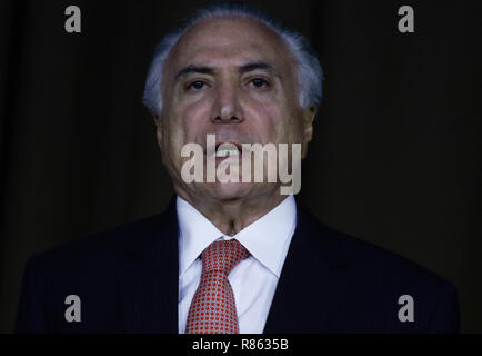 Sao Paulo, Brésil. 13 Décembre, 2018. Le Président de la République, Michel Temer, reçoit la médaille d'honneur au mérite de la gestion publique offerte par le Forum des Amériques sur le Jeudi (13). L'hommage se passe dans le quartier de Santa Cecilia dans la région centrale de São Paulo. (Photo : Aloisio Mauricio/Fotoarena) Crédit : Foto Arena LTDA/Alamy Live News Banque D'Images