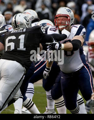 Oakland, Californie, USA. 14 Décembre, 2008. Logan Mankins garde patriote le Dimanche, Décembre 14, 2008, à Oakland-Alameda County Coliseum à Oakland, Californie. Les Patriotes défait les Raiders 26-49. Crédit : Al Golub/ZUMA/Alamy Fil Live News Banque D'Images