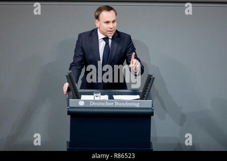 Berlin, Allemagne. 14 Décembre, 2018. Volker Ullrich (CSU), membre du Bundestag allemand, sur la motion '§ 219a StGB immédiatement supprimer - informations sur l'avortement autoriser' dans le Bundestag allemand. Credit : Christoph Soeder/dpa/Alamy Live News Banque D'Images