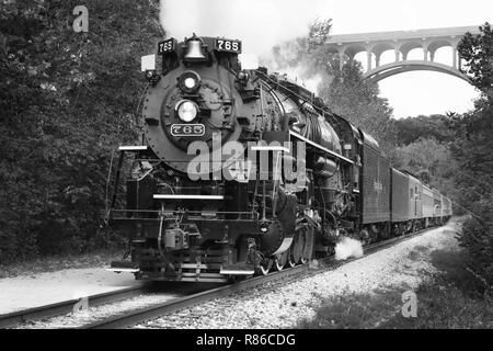 Plaque Nickel Road No. 765 s'agit d'un 2-8-4 'Comté' type locomotive à vapeur construite pour le Nickel Plate Road en 1944 par l'Lima Locomotive Works à Lima, O Banque D'Images