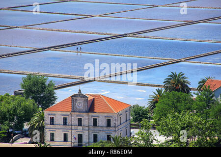 Les salines de la ville de Ston, Croatie. Les salines Ston sont les plus anciennes d'Europe et le plus grand conservé dans l'histoire de la Méditerranée Banque D'Images