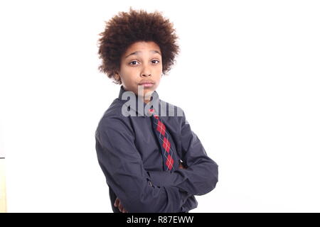 Beau garçon afro devant un fond Banque D'Images