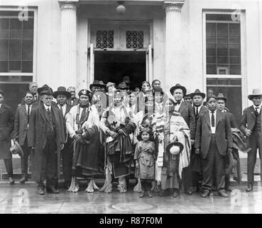 Groupe indien à Maison Blanche, Washington DC, USA, National Photo Company, 1910 Banque D'Images