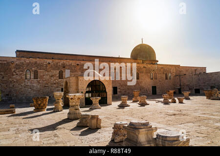 Al-Masjid al-Aqsa est une mosquée située sur le mont du temple de Jérusalem. Est le troisième lieu saint de l'Islam après masjid al-Haram à La Mecque et Mo du Prophète Banque D'Images