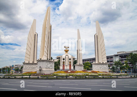 Le Monument de la démocratie à Bangkok, Thaïlande. Banque D'Images